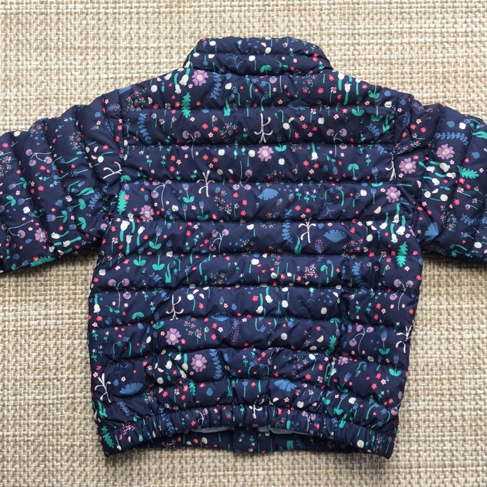 Patagonia Puffer Jacket (size 2T) - Picture 3 of 7